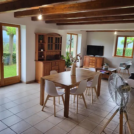 De La Vigne Holiday home Chirols